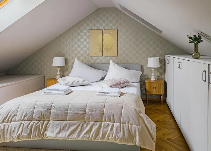 Apartmán Under The Bells Of Tyn Church Praha